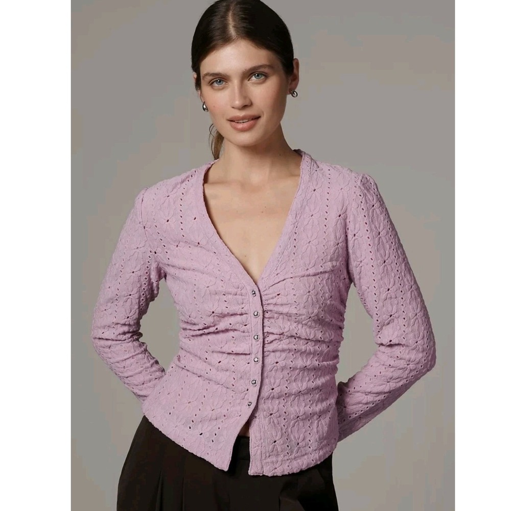 Maeve Anthropologie Pink Lilac Textured Eyelet Ruched Button Front V-Neck Top L
